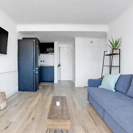 Sunny Beachfront Apt In Costa Da Caparica Апартаменты Алмада