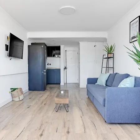 Sunny Beachfront Apt In Costa Da Caparica